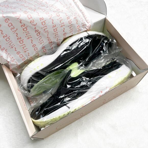 NEW EASY SPIRIT Traveltime Clogs Black size 7 Walking Shoes Mules - Picture 7 of 8